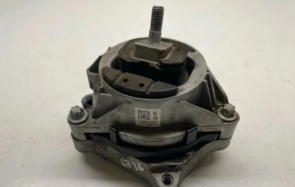 BMW 4 F36 Gran coupe Engine mount bracket 6859413 22116859413