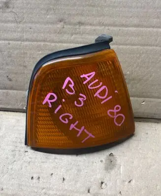 Audi 80 90 B3 Front indicator light 1305230021