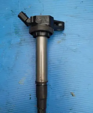 Toyota Auris E180 High voltage ignition coil 10R035444