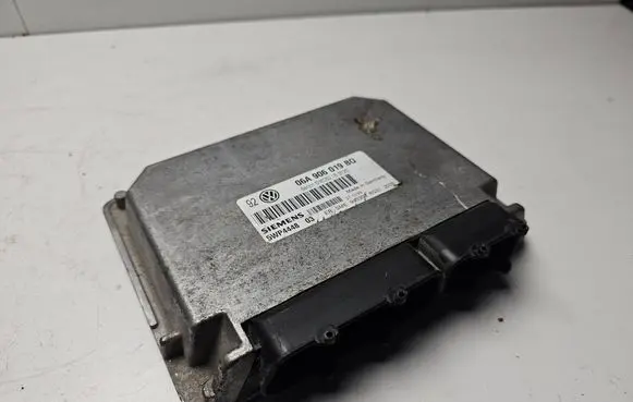Volkswagen Golf IV Engine control unit/module 06A906019BQ 5WP444804