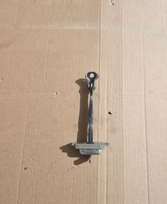 Toyota Prius (XW50) Rear door check strap stopper