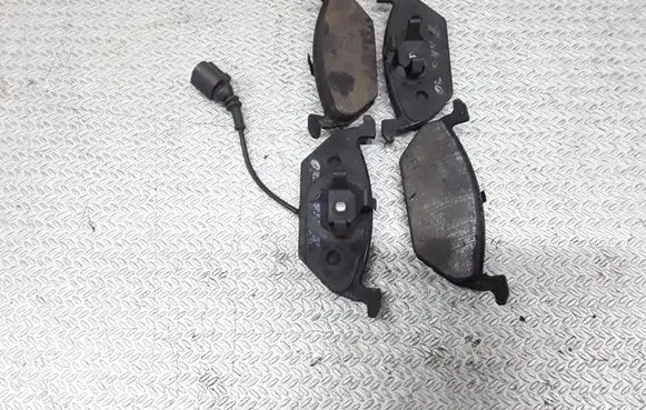 Volkswagen New Beetle Brake pads (front) 