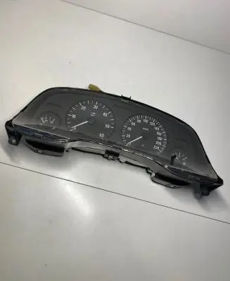 Opel Zafira A Speedometer (instrument cluster) 24461749JB
