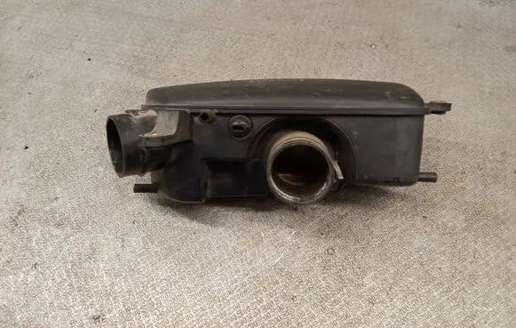 Subaru Legacy Intake resonator 