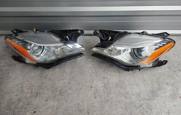 Maserati Quattroporte Headlights/headlamps set 670006569