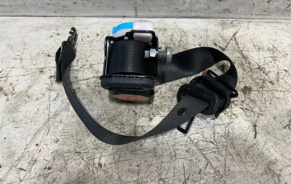 Opel Insignia A Front seatbelt 20951977