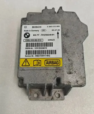 BMW 1 E81 E87 Airbag control unit/module 319125224010 9125224 0285010060