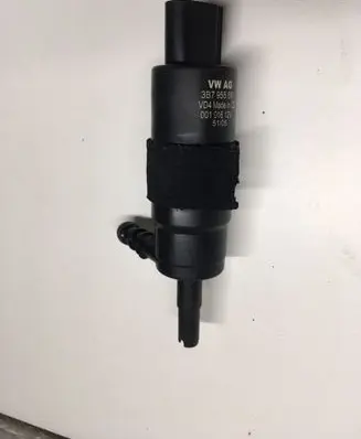 Audi A6 S6 C6 4F Headlight washer pump 3B7955681