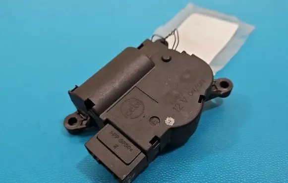 Alfa Romeo Giulietta A/C air flow flap actuator/motor 3293818 IMPRK1570630