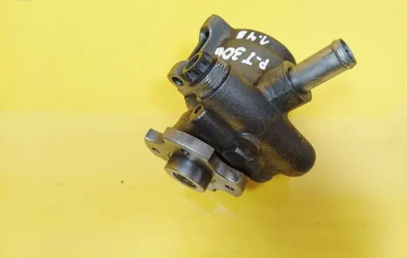Peugeot 306 Power steering pump 9151249180