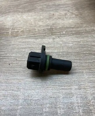 Volkswagen Golf III ABS wheel speed sensor 095927321C