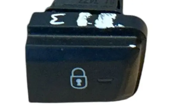 Peugeot 2008 I Central locking switch button 96750883ZD