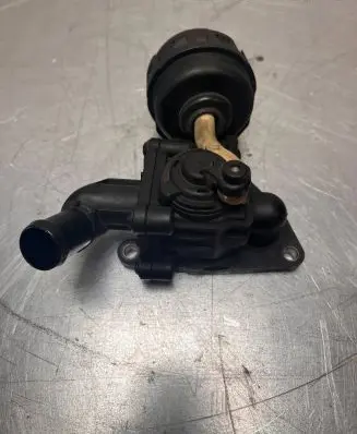 Audi Q7 4M Coolant heater control valve 0114154A 059121737AR