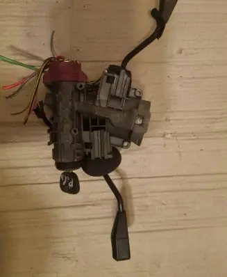 BMW 5 E34 Ignition lock 11552400