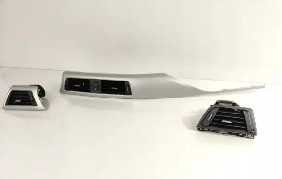 BMW 4 F32 F33 Dash center air vent grill