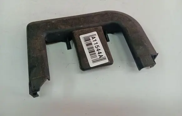 Nissan Note (E11) Rear seat side bottom trim 84911AX611