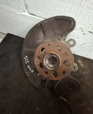 Mercedes-Benz E W212 Front wheel hub