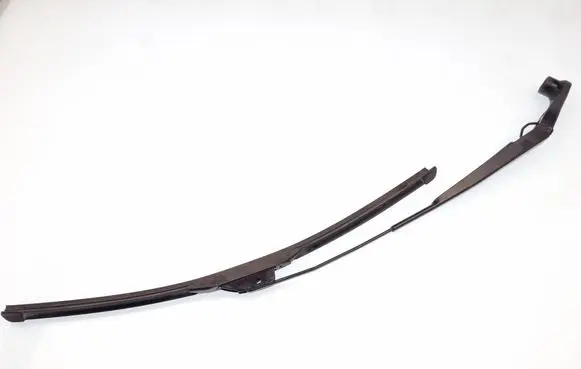 Dodge Challenger Windshield/front glass wiper blade 10R7635