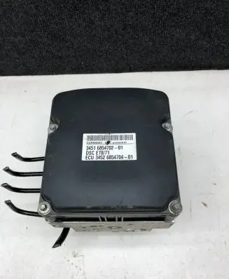BMW X5 E70 ABS Pump 6854704 6854702