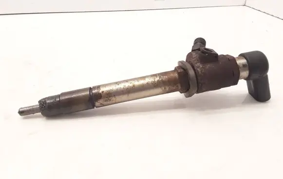 Jaguar XJ X350 Fuel injector 5U3Q9K546AA 5U3Q9K546