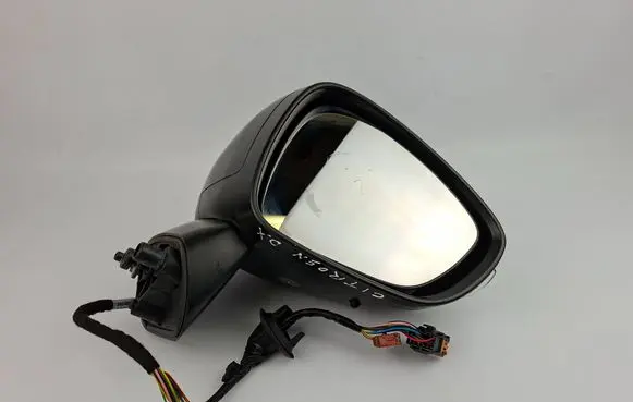 Citroen C3 Front door electric wing mirror 26242007A A057273