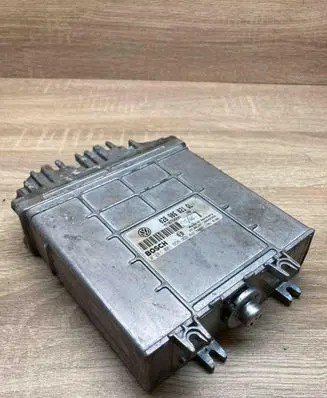 Volkswagen PASSAT B5 Engine control unit/module ECU 028906021GL 0281001656 USED