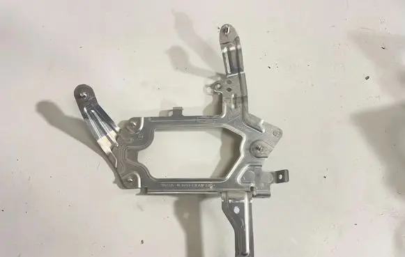 BMW 4 G22 G23 G24 G26 Holder (bracket) 9865515