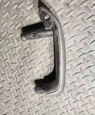 Maserati Ghibli Front door interior handle trim 105804306 105804306c
