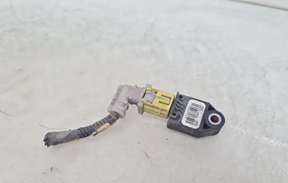 Toyota Avensis T270 Airbag deployment crash/impact sensor 8917305060
