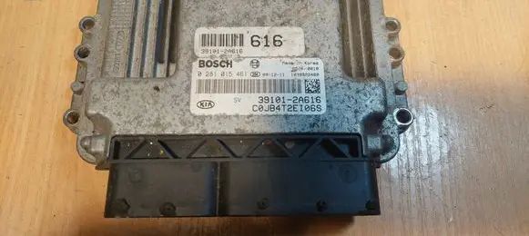 KIA Rio Engine control unit/module ECU 0281015461 39101-2A616