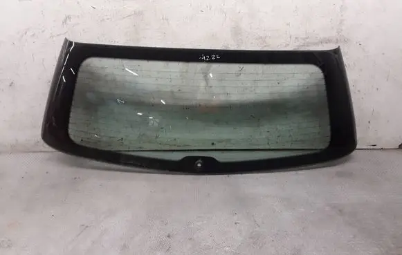 Opel Zafira B Rear windscreen/windshield window 