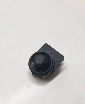 Opel Astra J Wing mirror switch 13271827