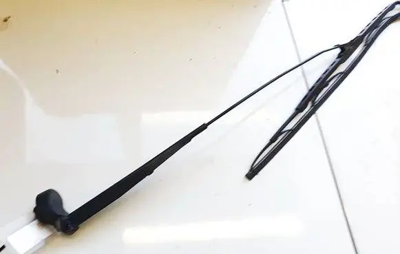 Mercedes-Benz A W168 Front wiper blade arm A1688201144