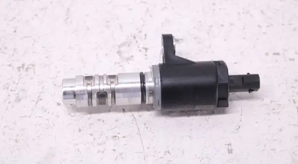Skoda Fabia Mk3 (NJ) Camshaft vanos timing valve 104E906455AC PG205245