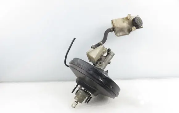 Ford Focus Brake booster 3M512B195CF