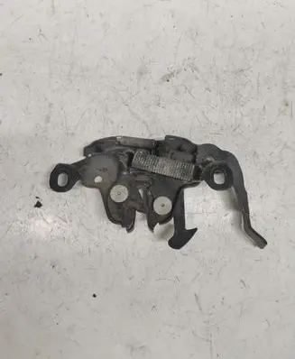 Nissan Qashqai+2 Engine bonnet/hood lock/catch