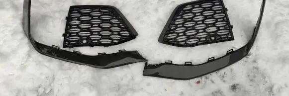 Audi RS Q8 Front bumper splitter molding 4M8807061C