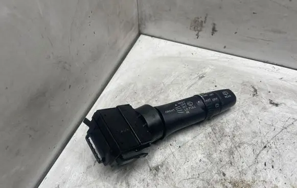Mitsubishi Outlander Wiper control stalk E532016