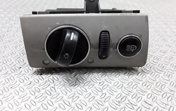Mercedes-Benz E W211 Light switch 2115450204