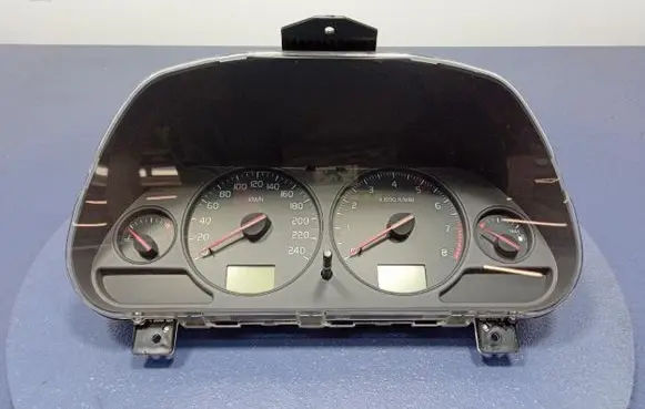 Volvo S40, V40 Speedometer (instrument cluster) 30623052