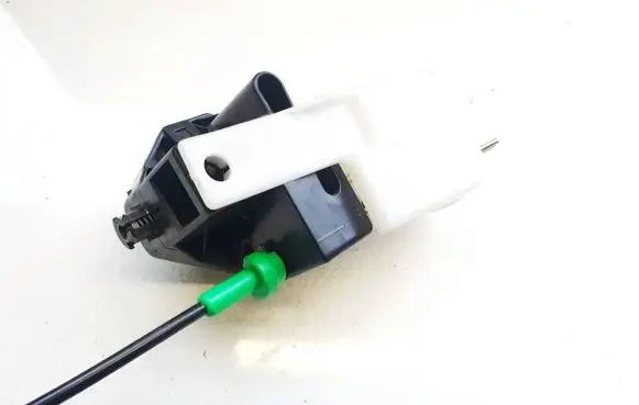 Opel Astra G Seat back rest lock catch 90507196 2020496