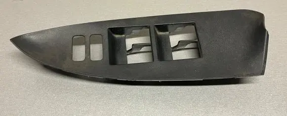 Toyota RAV 4 (XA30) Front door window switch trim 74232-42070