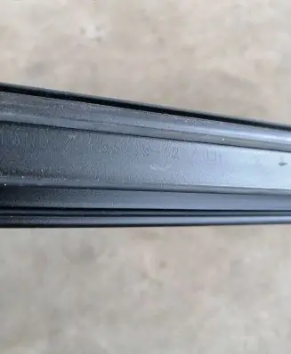 BMW 1 F40 Rubber seal front door (on door) 15310512