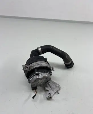 Mercedes-Benz C W205 Electric auxiliary coolant/water pump A0005002686