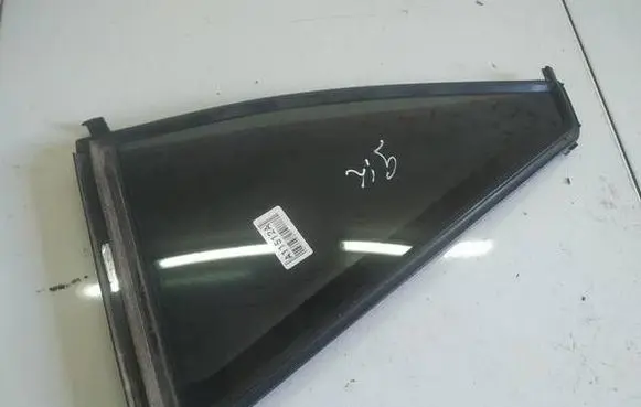 Mercedes-Benz R W251 Rear vent window glass AS3