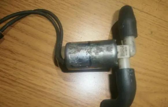 Ford Scorpio Turbo solenoid valve 90gb9c915aa