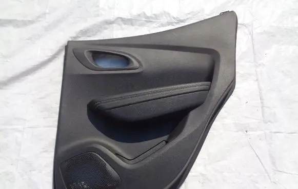 Renault Kadjar Rear door card panel trim
