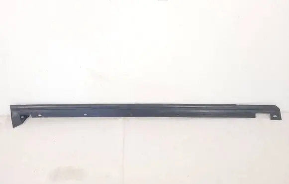 Audi A4 S4 B5 8D Front door glass trim molding 8D0837478