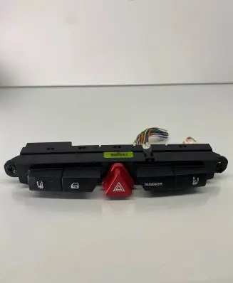 KIA Ceed Hazard light switch 937001H000 202006302 937001H010