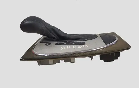 Mercedes-Benz E W211 Gear shifter surround trim plastic 2118216958 03751222